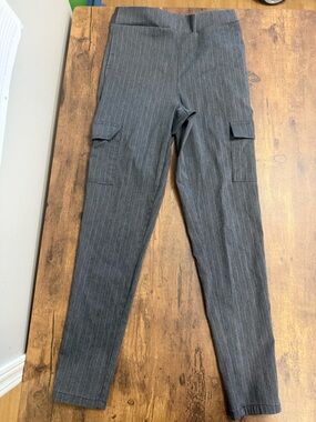 Forever 21 Women's Charcoal Pinstripe Dress Pants Size Large
